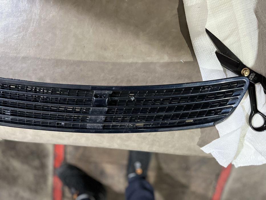 Решетка капота Mercedes w203