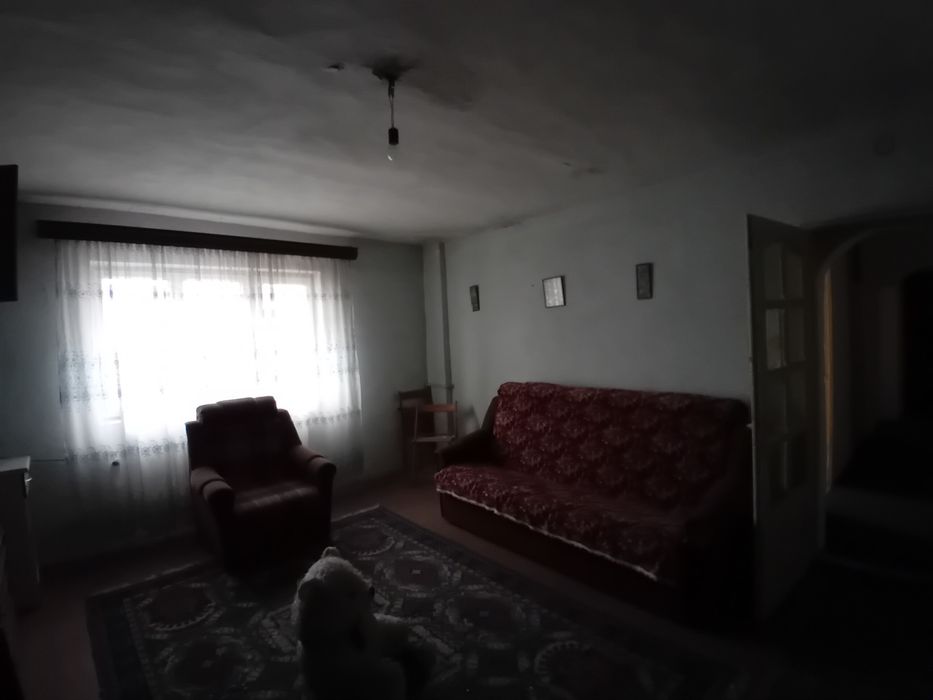 Apartament cu 2 camere de vânzare în Târgoviște.