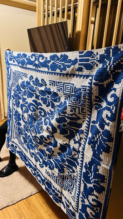 Vand cuverturi / fete de masa / tindee