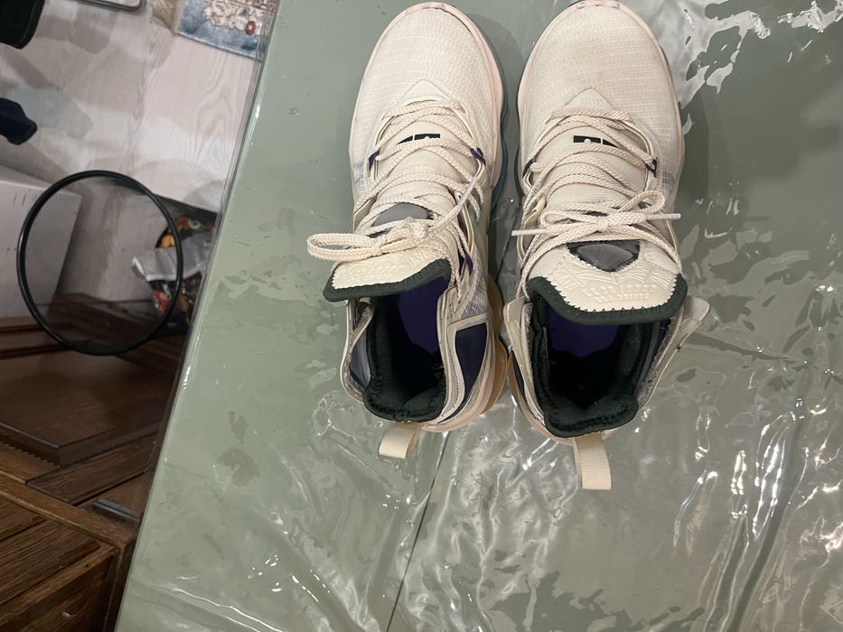 Nike lebron 19 "Minneapolis lakers"