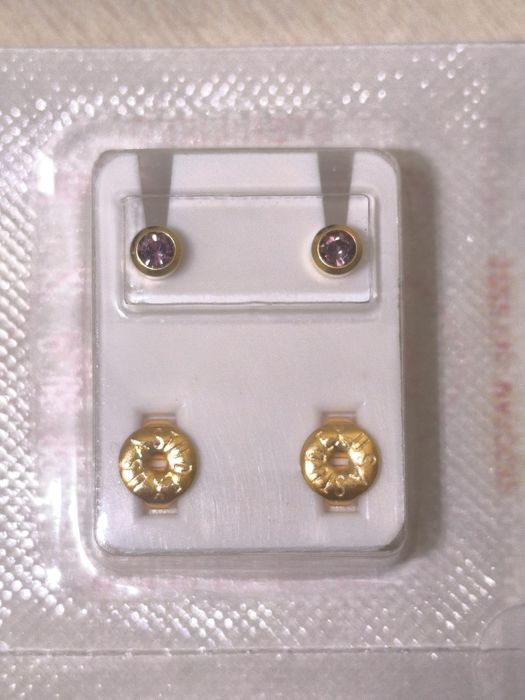 Пистолет Studex и серёжки для прокалывания ушей