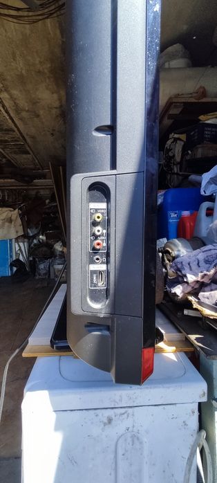 Продам телевизор hitachi