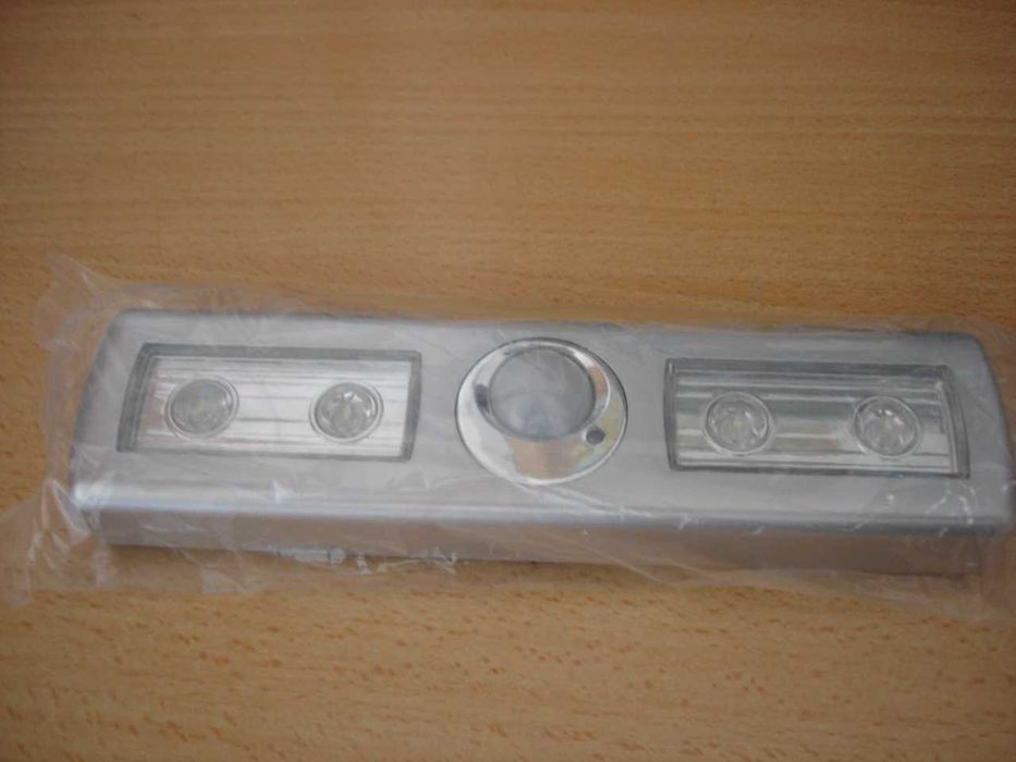 Продавам LED светлина от LIDL нова