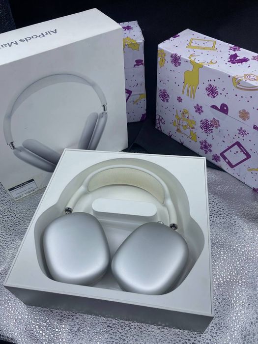 Наушник Air pods max