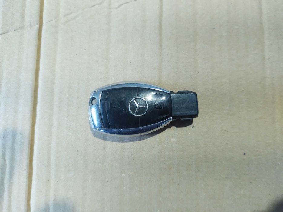 Ключ за Mercedes E class W211 Оригинал Ключ Рибка Мерцедес
