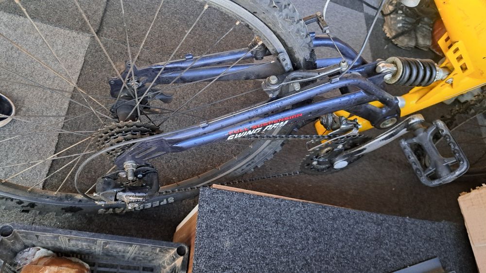 Bicicletă Full Suspension 10 viteze
