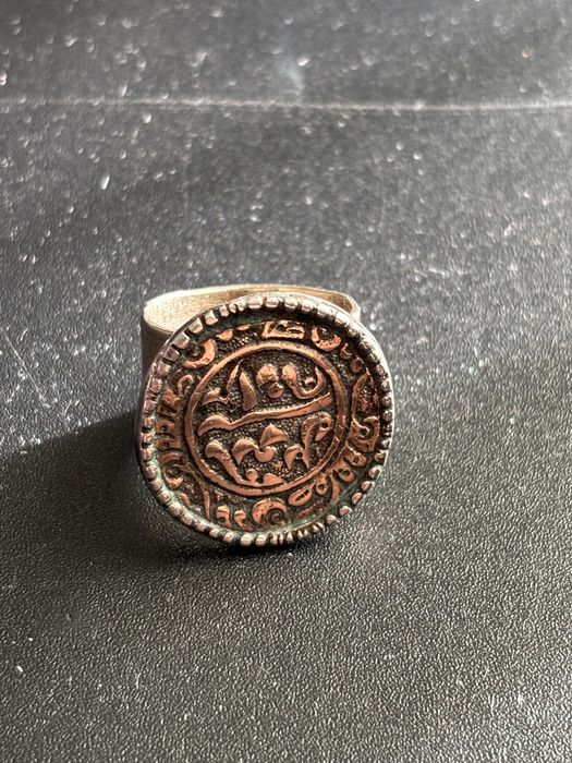 Старинное кольцо