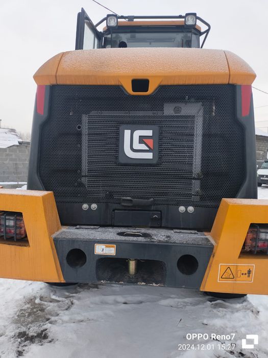 Продам ФРОНТАЛЬНЫЙ погрузчик