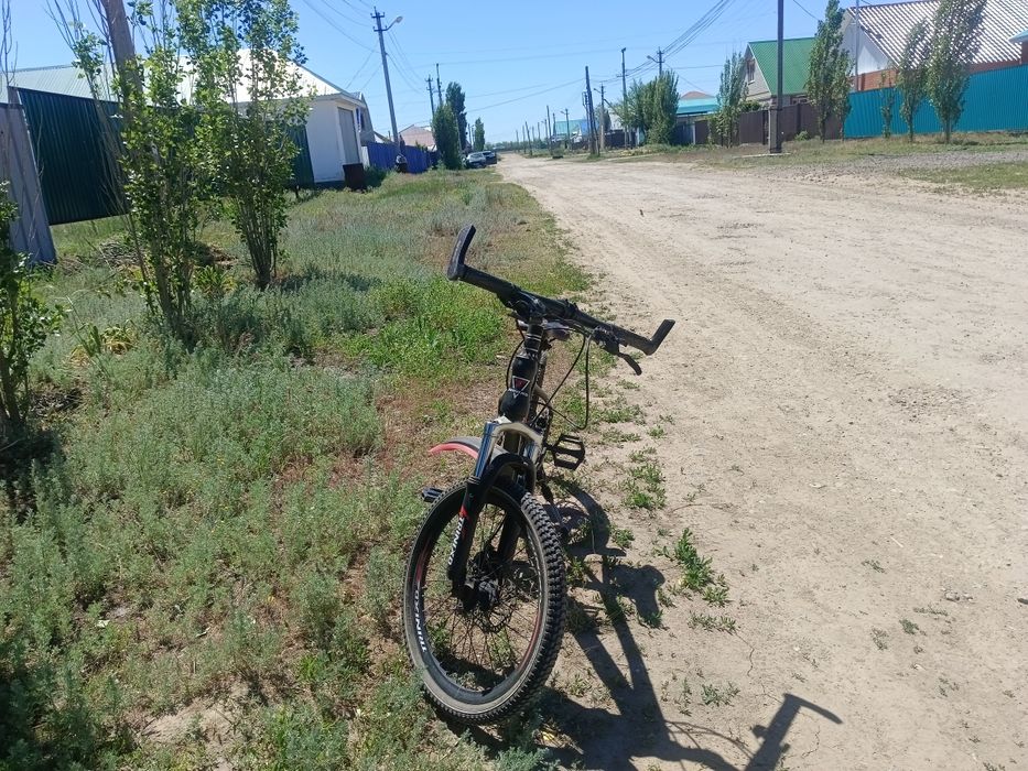 Продам велик в хорошой состояние подросковый