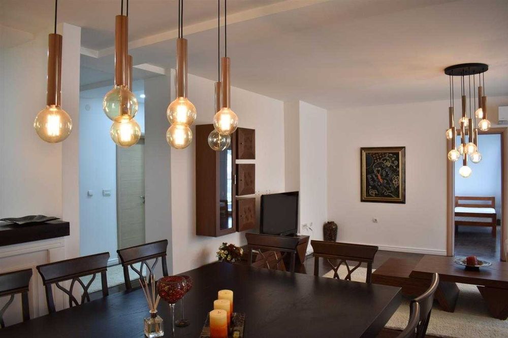 Дава се под наем Двустаен апартамент в Бургас, Изгрев - 53 кв.м за 255 € - Снимка #1