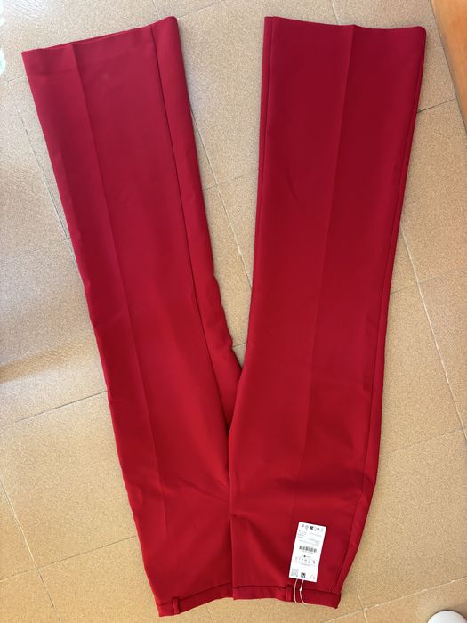 Zara червен кастюм