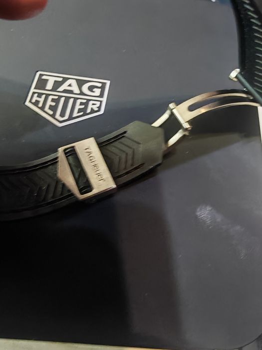 Като нов Tag Heuer E4 Connected