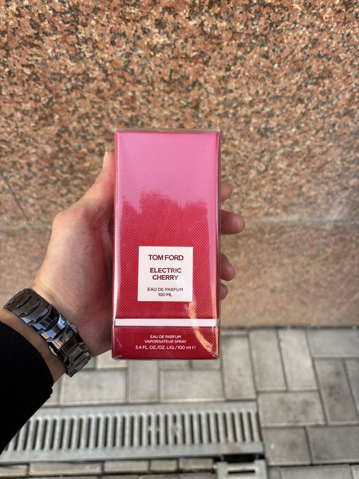 Tom ford electric cherry
