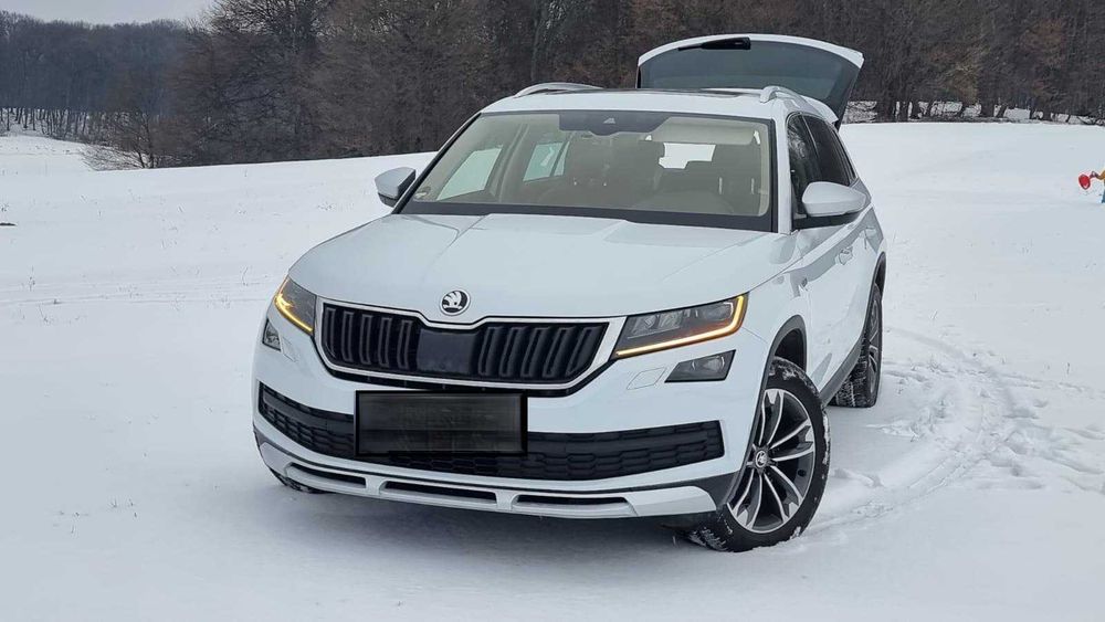 Skoda Kodiaq Scout 2.0 TSI 180 CP 4x4 DSG, 7 locuri | Webasto | Caiet de service