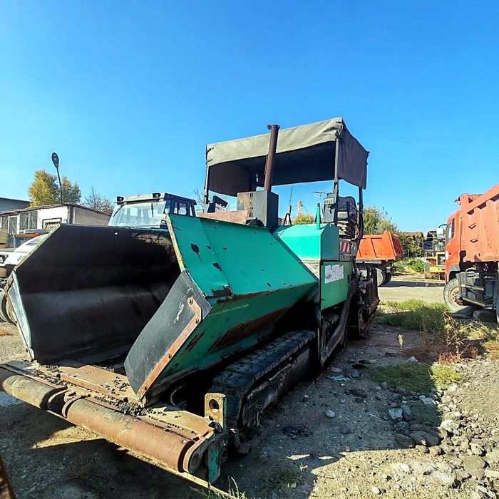 Асфальтоукладчик / Asfalt yotqizgich Titan 325, на ходу