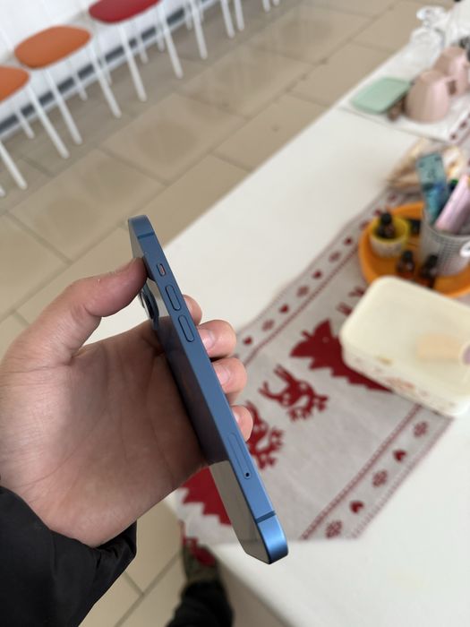 Iphone 13 синего цвета