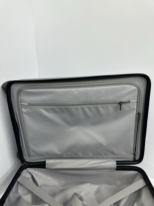 продается чемодан