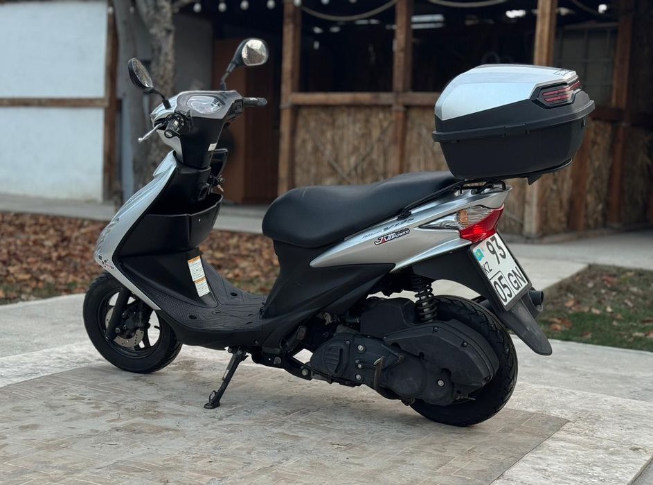 Suzuki address 125