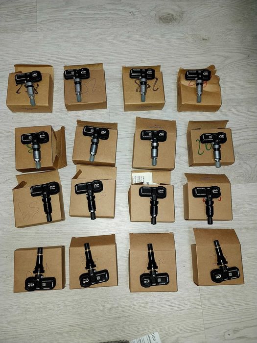 senzori de presiune universali cu valve metalice,diferite culori .