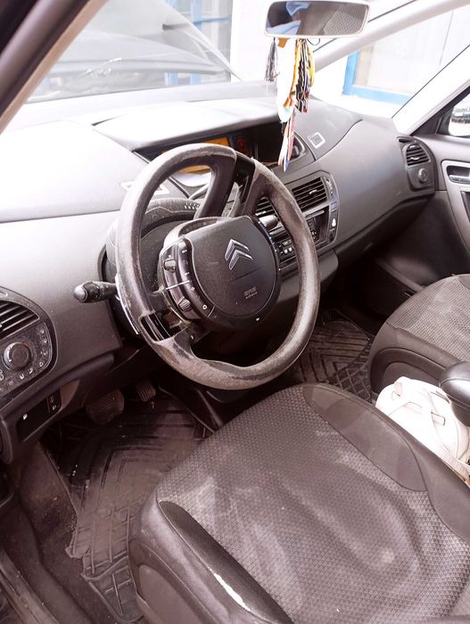 Vând Citroen C4 Grand picasso