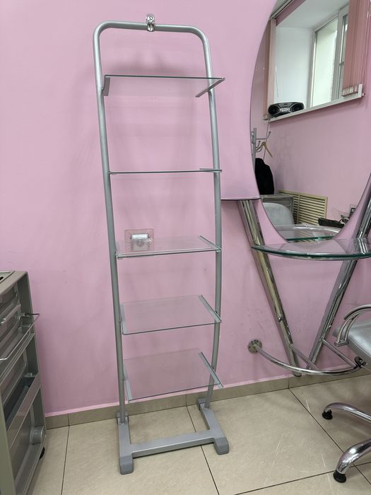 Оборудование для салона красоты б/у