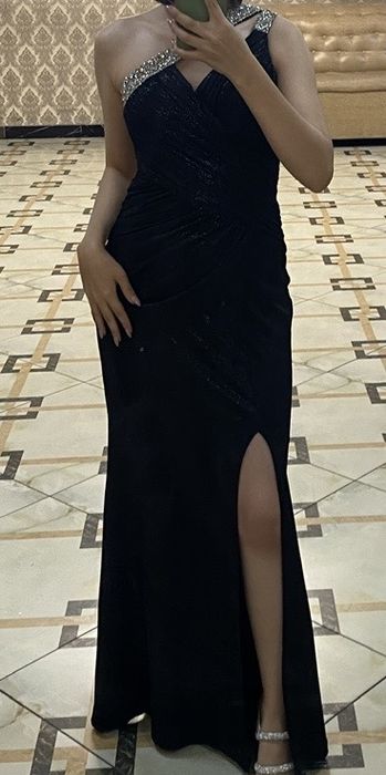 Платье вечернее