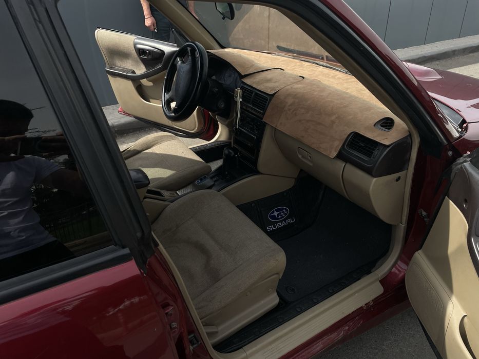 Subaru Forester 2000г