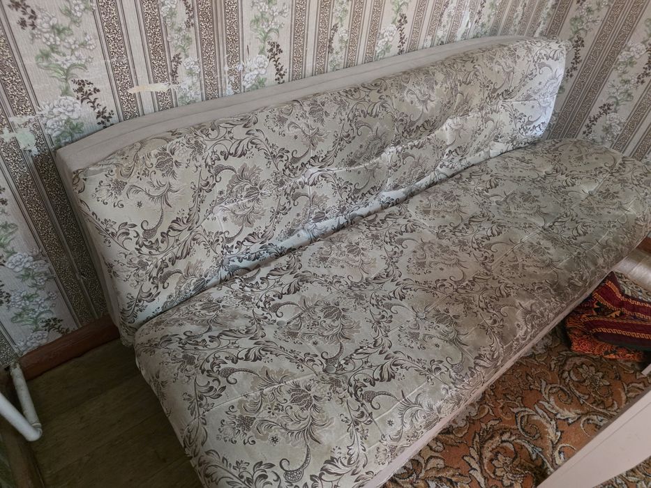 Диван сатылады сост нормально