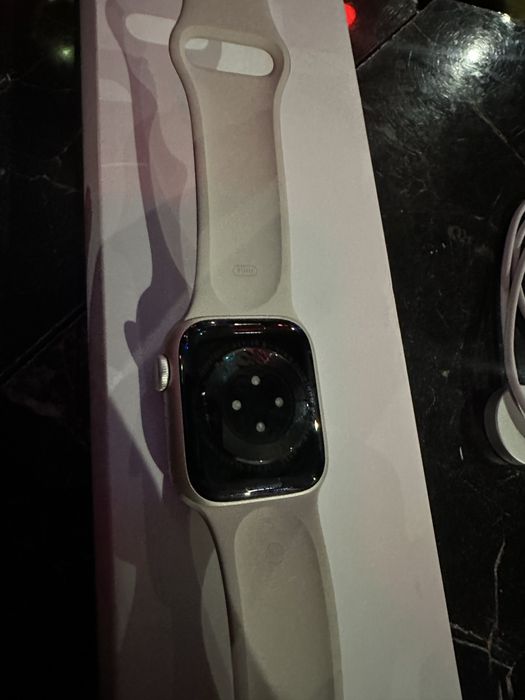 Apple watch 8 series