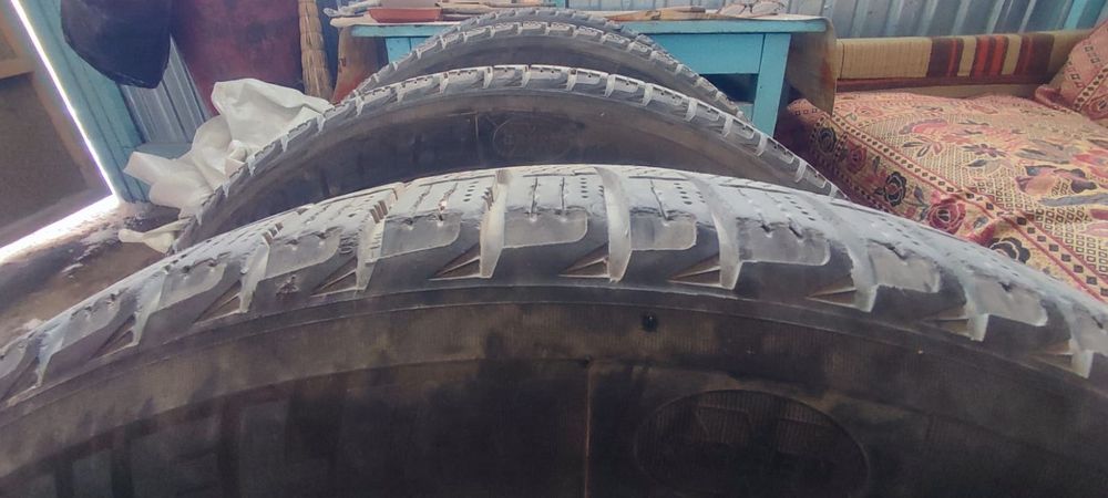 Резина зимняя 205/60х16r