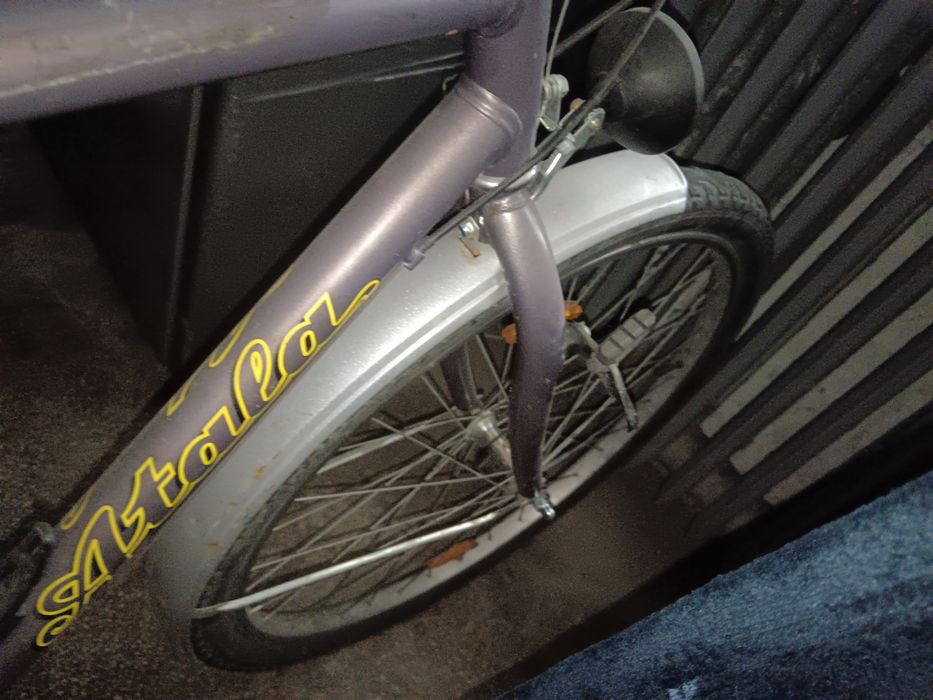 Vând bicleta urgent