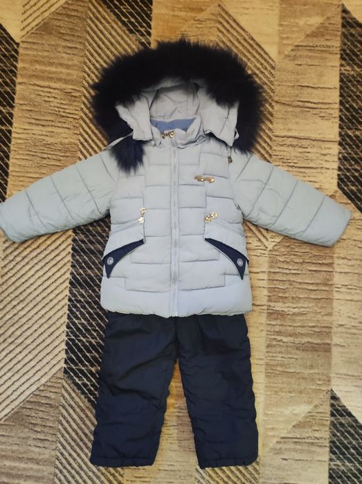 Продам детский комбинезон зимний на 2-3г