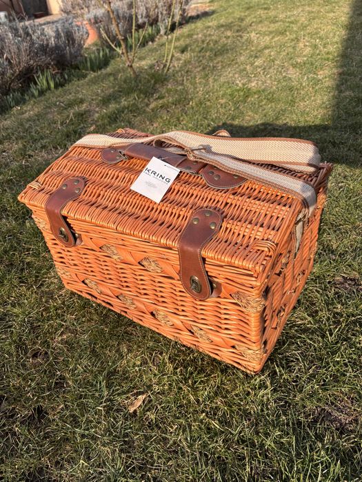 Cos picnic pentru 2 persoane din rachita naturala