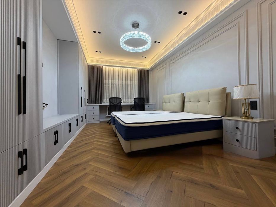 продается 4х ком квартира 180м2 ор-р бутик гоамур