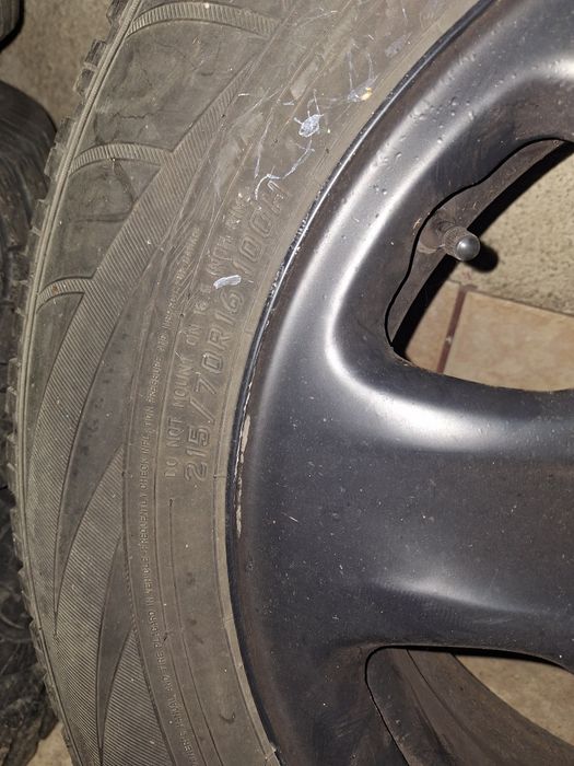 Set roti complete compatibile cu Suzuki Grand Vitara cu anvelope de iarna  Falken Eurowinter215/70/16