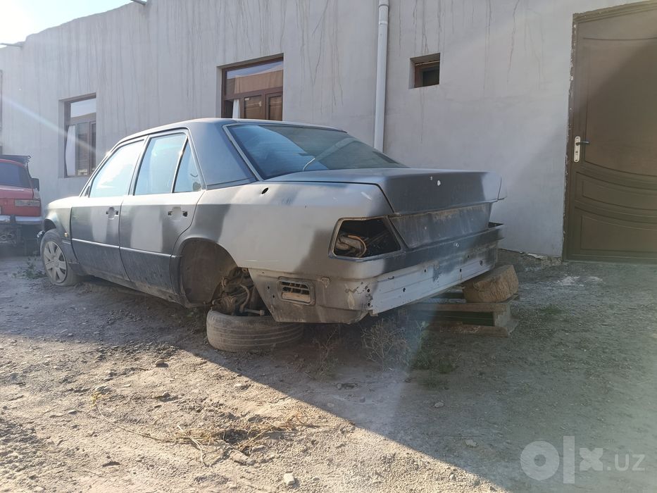 Mersedes benz 124  zapchastlari va kuzovi sotiladi