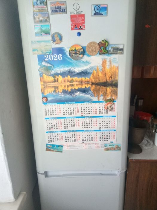 Продам холодильник