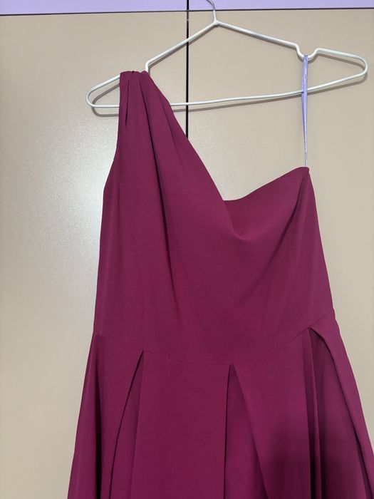 Платье  женское вишневое