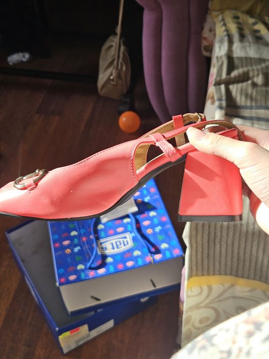 туфли малиновые на той