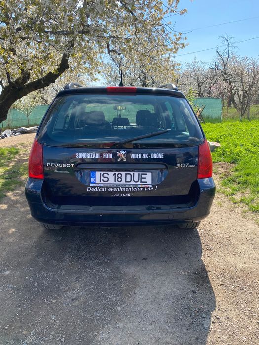 Vând Peugeot 307 HDI