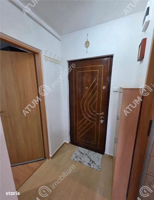 Garsoniera decomandata la etajul 1 in zona Lupeni din Sibiu