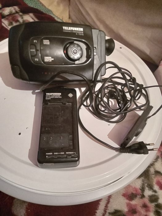 Видеокамера рабочая. ДЁШЕВО.