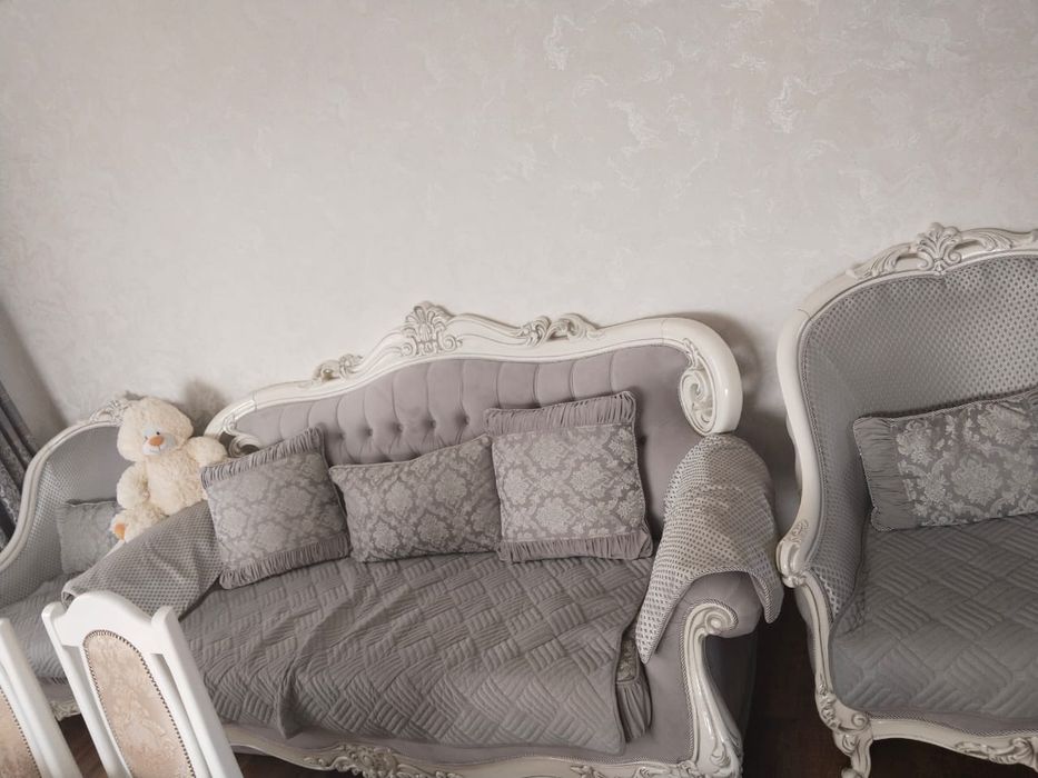 Продам диван и кресло почти новый