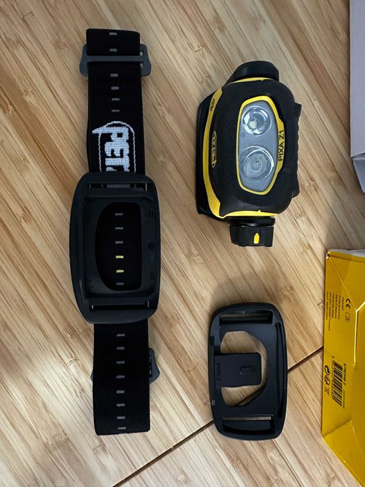 Frontala Lanterna Petzl Pixa Z1 BlackYellow