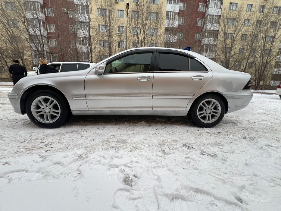 Мерседес. С 203  Объем 2 Компрессор