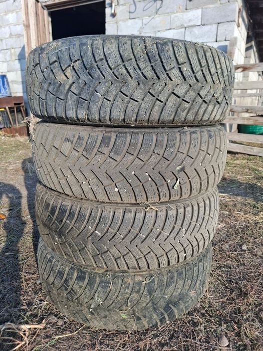 Продам шина 205 зимний