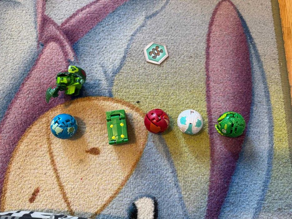 Бакуган играчки различни видове