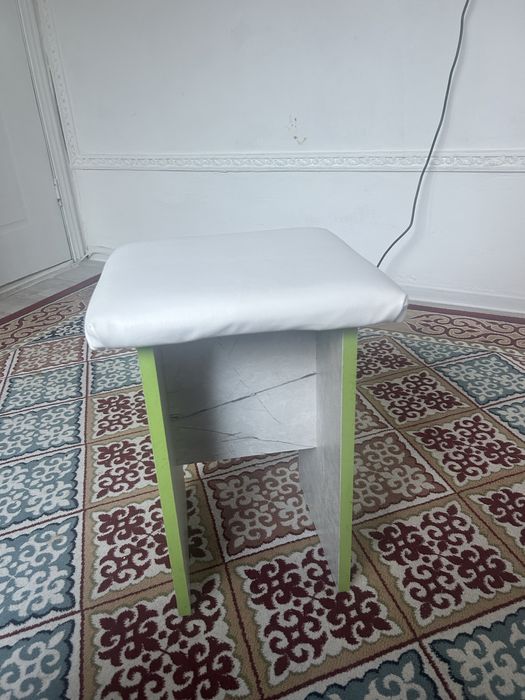 продам табуретки/стулья