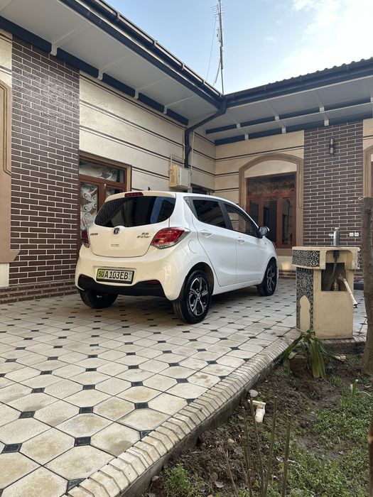 Changan ben ben estar