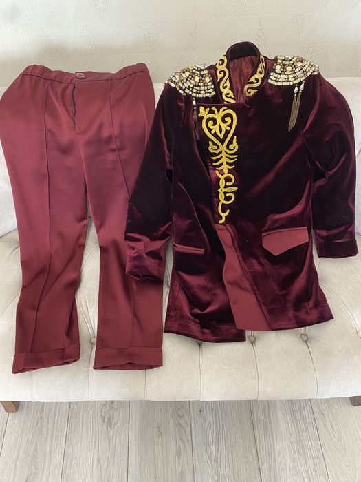 Продается национальный костюм б/у